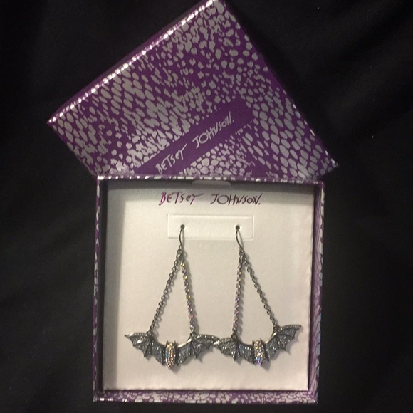 BETSEY JOHNSON CRYSTAL BAT DROP EARRINGS (NWT)